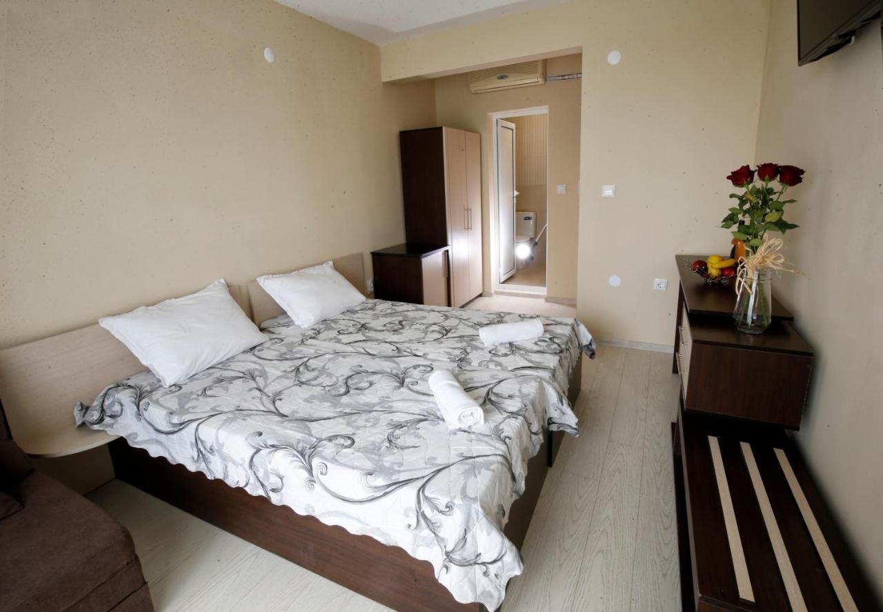 Stayinn Rainbow Houses Beachfront By Asteri Hotels Sunny Beach Dış mekan fotoğraf