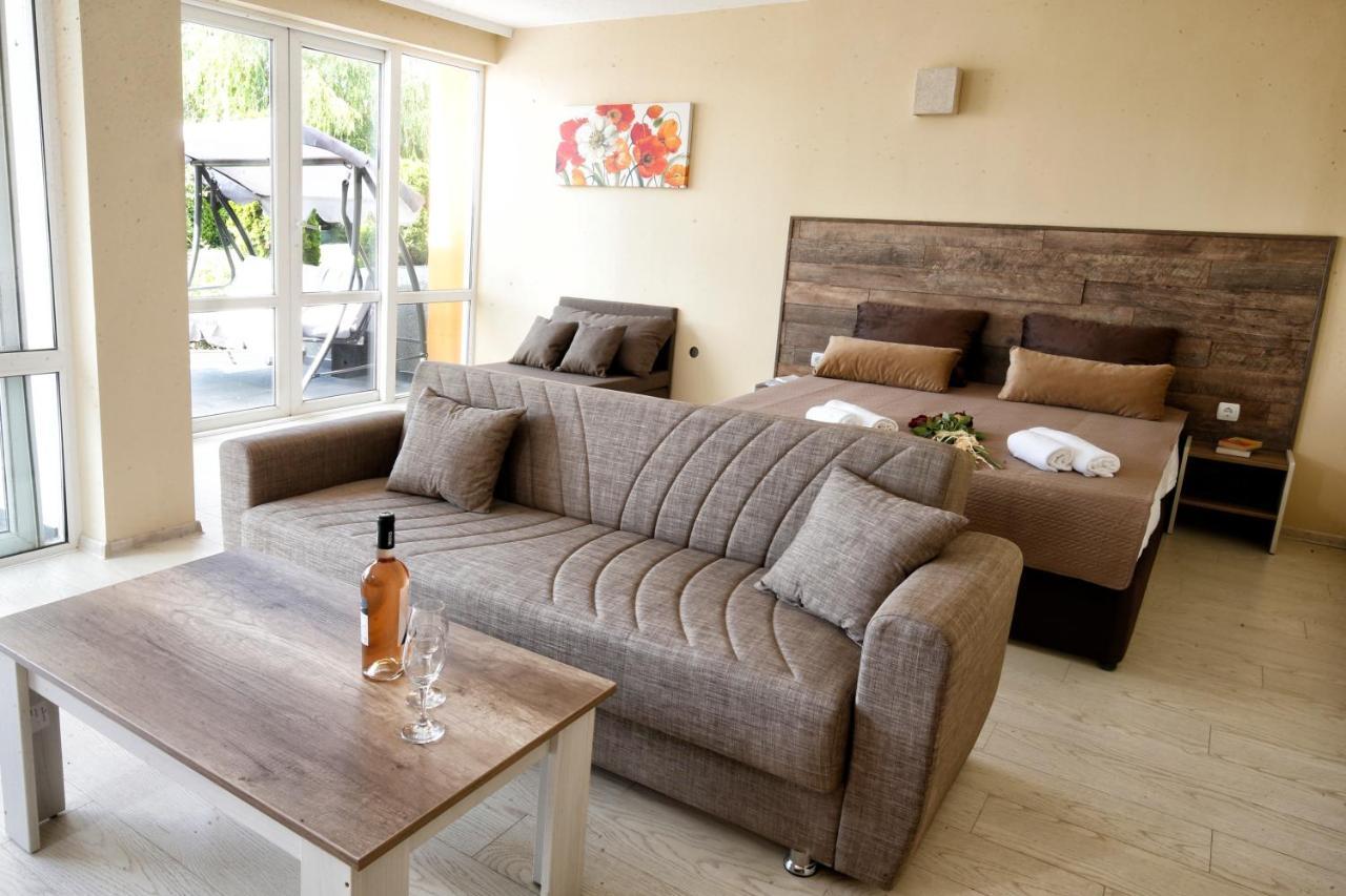 Stayinn Rainbow Houses Beachfront By Asteri Hotels Sunny Beach Dış mekan fotoğraf