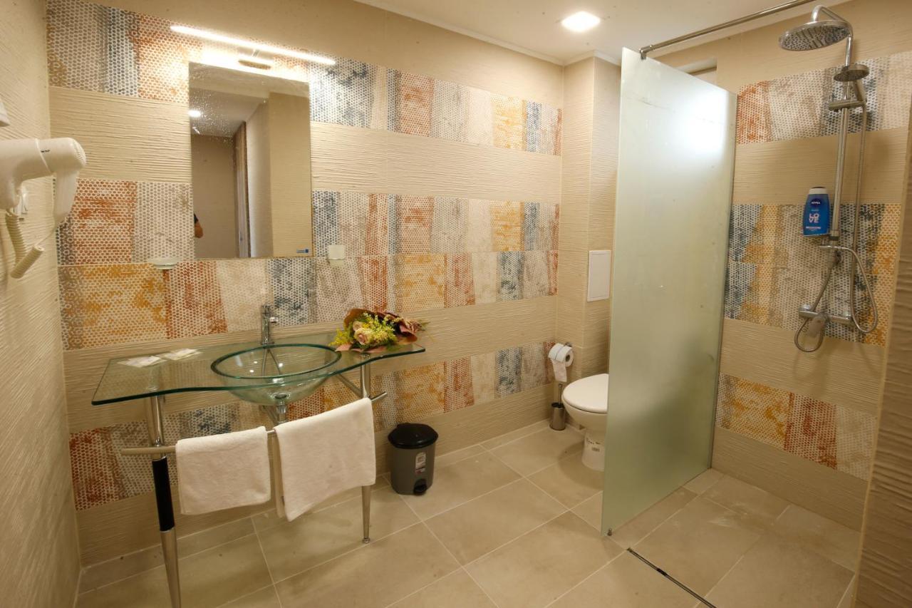 Stayinn Rainbow Houses Beachfront By Asteri Hotels Sunny Beach Dış mekan fotoğraf