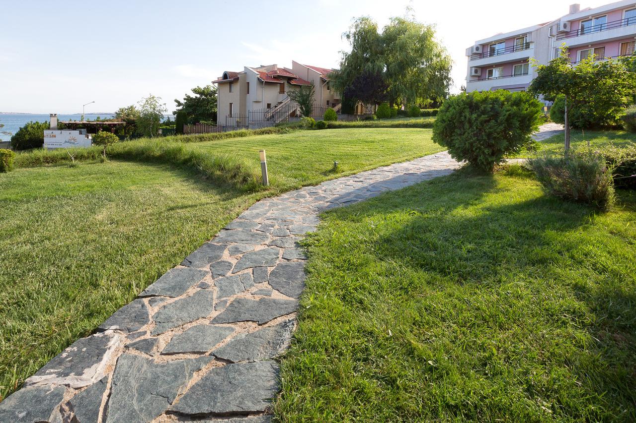 Stayinn Rainbow Houses Beachfront By Asteri Hotels Sunny Beach Dış mekan fotoğraf