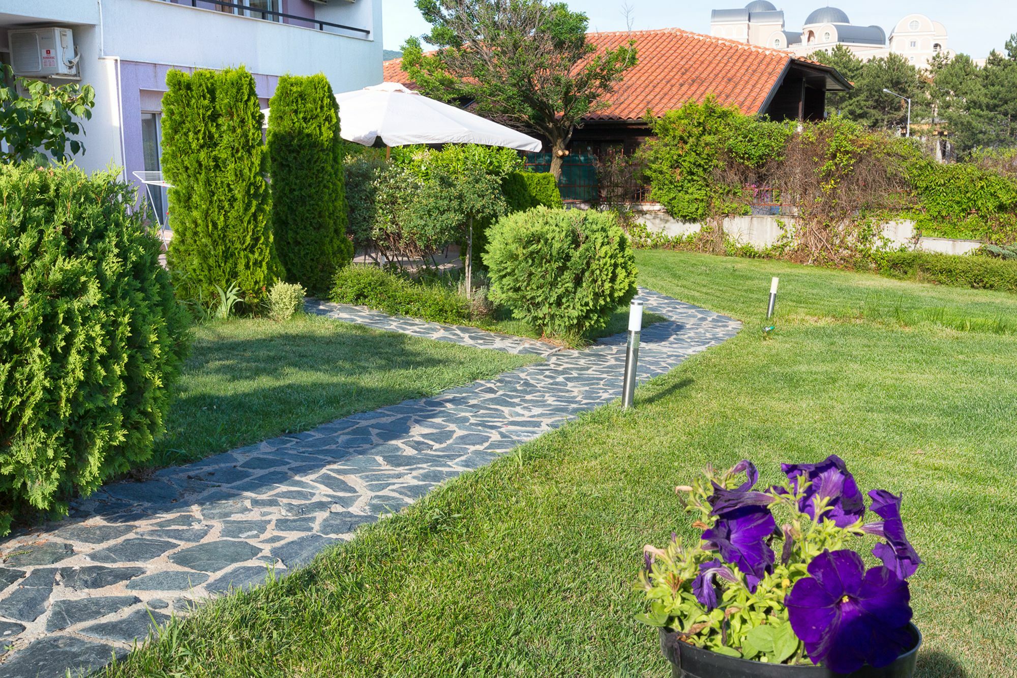 Stayinn Rainbow Houses Beachfront By Asteri Hotels Sunny Beach Dış mekan fotoğraf